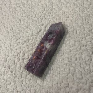 Lithium Mica Obelisk Tower 💜